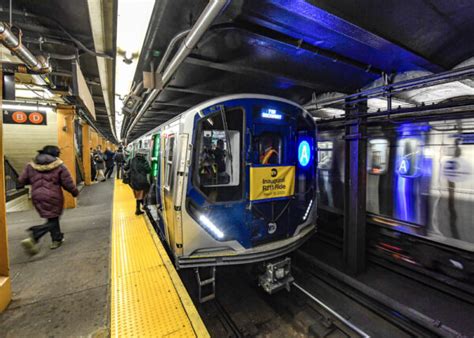 New Yorks Mta Places First New Subway Cars Into Service Trains