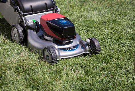 Honda Izy Hrg Xb Cordless Lawn Mower Thurlow Nunn Standen