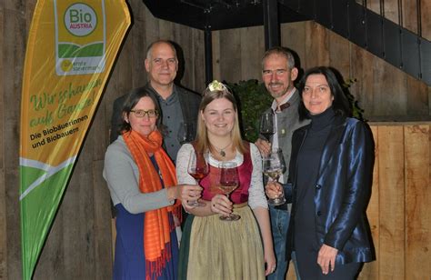 Wein gute Stimmung Bio Wein traf Bio Kulinarik auf der Hö