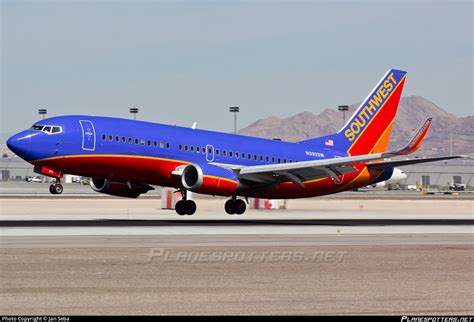 N392SW Southwest Airlines Boeing 737 3H4 WL Photo By Jan Seba ID