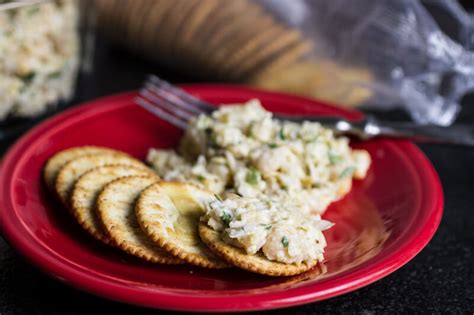 Easy Chickpea Salad with Shallots - Chattavore