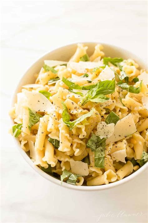 Basil Lemon Pasta Salad