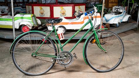 John Deere Womens Bicycle At Elmers Auto And Toy Museum Collection 2022