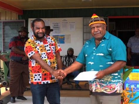 JIWAKA Provincial COVID-19 Committee Receives Funding – EMTV Online