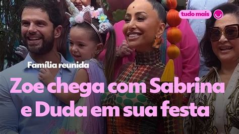 V Deo Sabrina Sato E Duda Nagle Chegam Zoe Em Sua Festa De