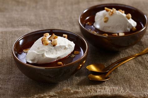 Soupe Chocolat Marron Quenelle De Chantilly Aux Noisettes Grill Es