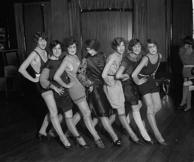 The Flapper And Womens Changing Role Roaring S