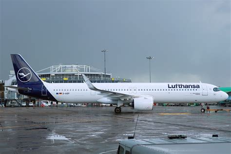 D Aiep D Aiep Airbus A Nx Lufthansa Du Flickr