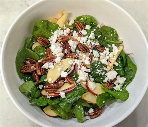 Spinach Apple Pecan Salad Recipe