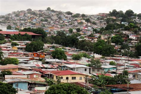 Ospitalit Specchio Della Porta Cosiddetto Barrio San Miguelito Panama