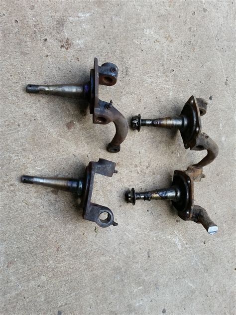 2 Pair Ford Spindles The H A M B