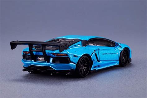 Hot Wheels Collectors Elite 64 Series Lbwk Lamborghini Aventador Lp 700 4 Small But Loaded With