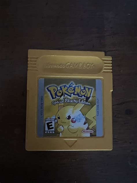 Nintendo Gameboy Pokemon Yellow Version Special Pikachu Edition