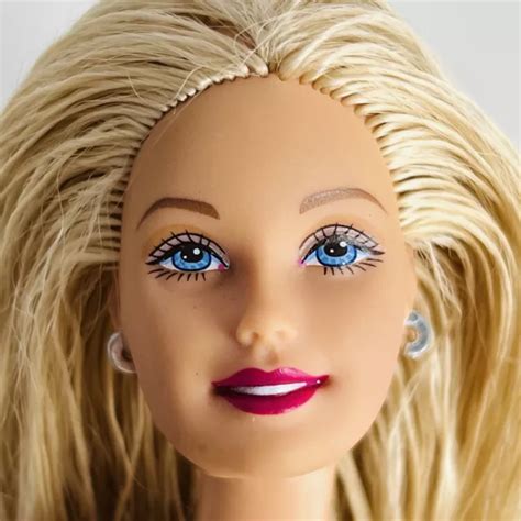 BARBIE FASHION DESIGNER Doll Vintage 2001 Nude Blonde Hair Blue Eyes