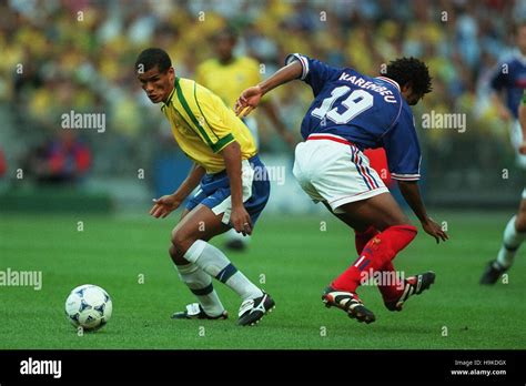 RIVALDO & CHRISTIAN KAREMBEU BRAZIL V FRANCE 12 July 1998 Stock Photo - Alamy