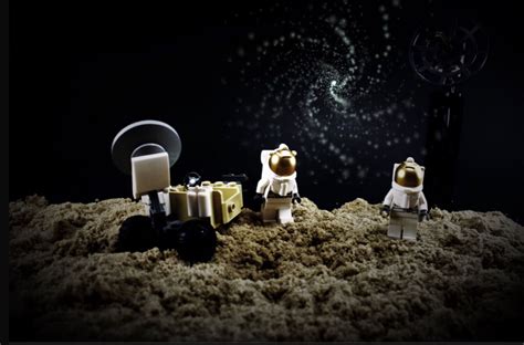 Moon landing Lego Photography, Moon Landing, Legos, Mini Figures, Art ...