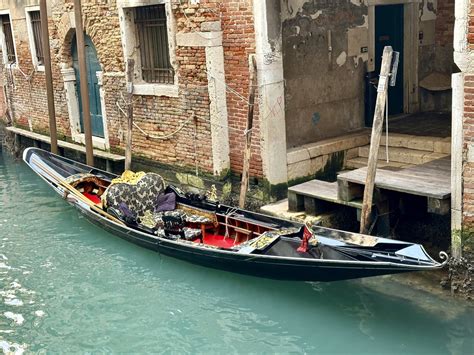 The History of the Gondola | When in Venice