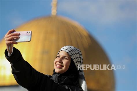 Israel Larang Azan Magrib Di Masjid Al Aqsa Republika Online