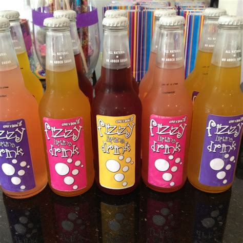 Fizzy Lifting Drinks Using Izze S Sparkling Juices For Willy Wonka Baby