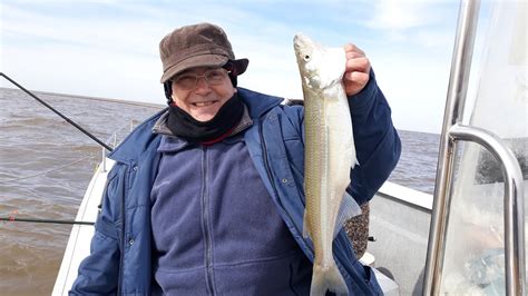 Guia De Pesca En Berisso Altapesca Siguen Picando Los Gigantes