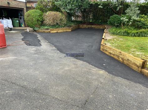 Resin Bound Driveway With Cobble Setts Edging In Tunbridge Wells Jd