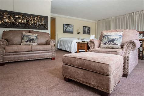 Double Rooms | The Gillette | Gatlinburg Motel Rooms