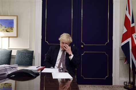 Royaume Uni Boris Johnson Sort Vainqueur Mais Affaibli Dun Vote De