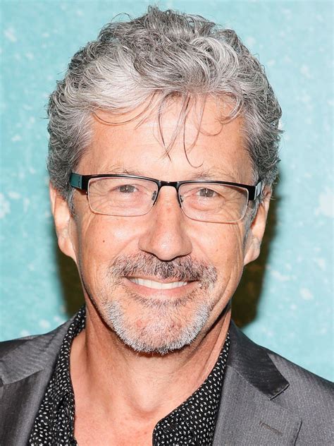 Charles Shaughnessy Scooby Doo Mystery Incorporated Wiki Fandom