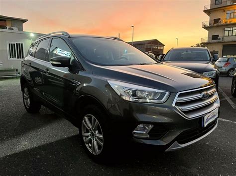 Venduto Ford Kuga Tdci Cv Pshi Auto Usate In Vendita