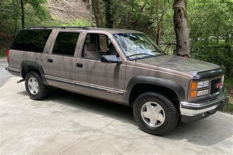 1997 Gmc Suburban K1500 Sle 4x4 For Sale On Bat Auctions Closed On