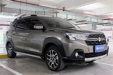 Lebih Murah Dari Avanza Mobil Suzuki XL7 Tipe Beta Dijual 100 Jutaan