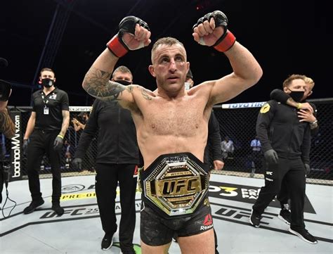 Ufc 266 Features 2 Title Bouts And Throw Back Special Ufc Ufc Titles