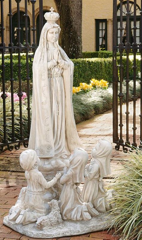 Large Marble Outdoor Famous Our Lady of Fatima Garden Statue