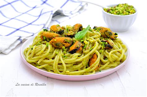 Spaghetti Al Pesto Di Pistacchio E Cozze La Cucina Di Rosalba