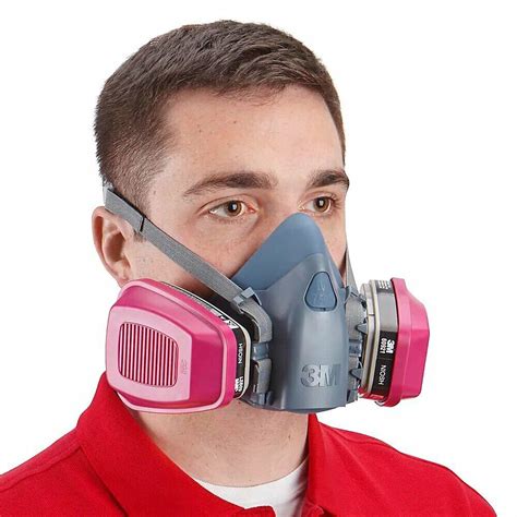 3M 7503 HALF FACE PPE RESPIRATOR MASK 2 60921 ORGANIC VAPOR