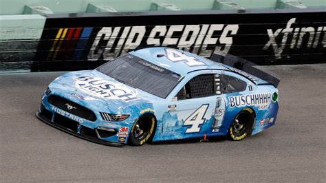 Kevin Harvick Takes Advantage Of Denny Hamlins Crash To Win Brickyard