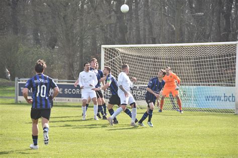 Blauw Zwart Stopt Koploper Graaf Willem II Vac Het Haags Amateurvoetbal