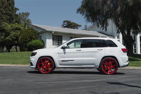 Hate It or Love It: White Jeep Grand Cherokee on Red Forgiato Wheels ...