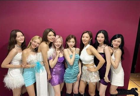 Girls Generation Reunites On Stage After Five Years Philstar