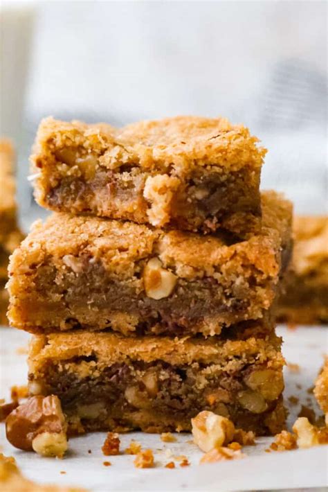 Chewy Brown Butter Blondies Infoodita