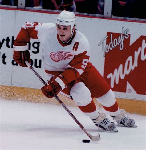 Sergei Fedorov 1996 Detroit Red Wings | HockeyGods