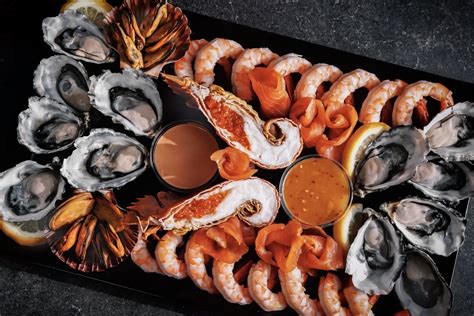 Entertainer Seafood Platter - Planet Seafood -Buy Local Australian ...