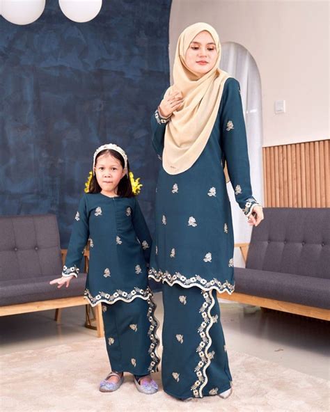 Baju Kurung Sulam Songket Puteri Hang Lipo Mawar Women S Fashion