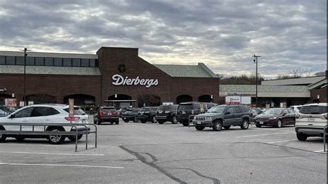 Dierbergs confirms holiday shopping hours for 2022