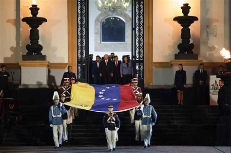 Venezuela Rinde Homenaje A Sim N Bol Var En El Aniversario De Su Muerte