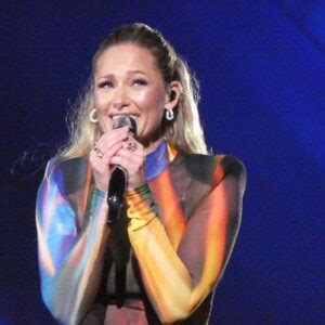 Helene Fischer Mit Friedensappell Bei Mega Konzert In M Nchen Vor