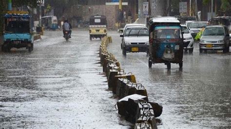 Cold Spell Likely To Intensify After Karachi Receives First Winter Rain