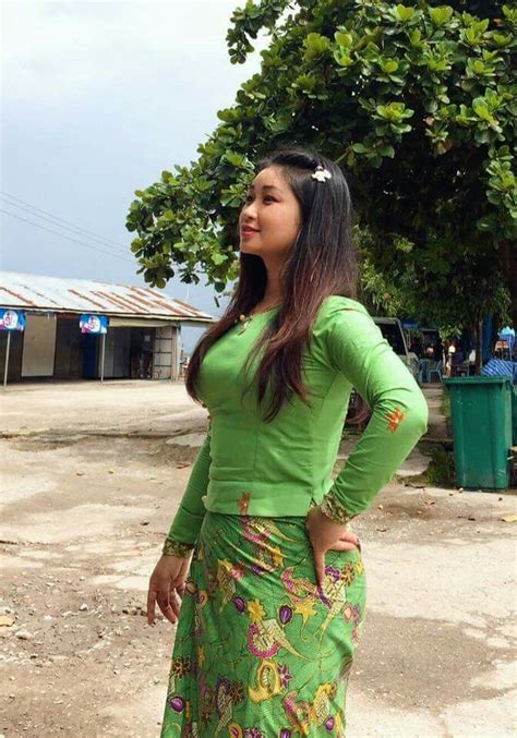 Nan Wai Wai Myint Asian Outfits Beutiful Girls Asian Girl