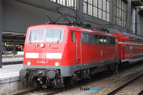 DB 111 066-7 – TrainZoom