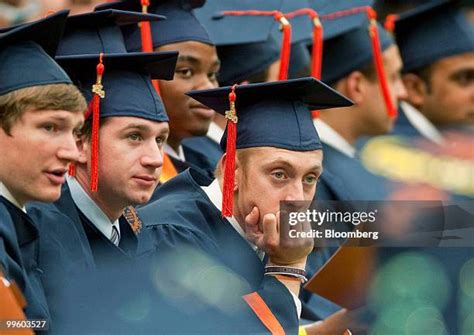 268 Syracuse University Commencement Stock Photos High Res Pictures